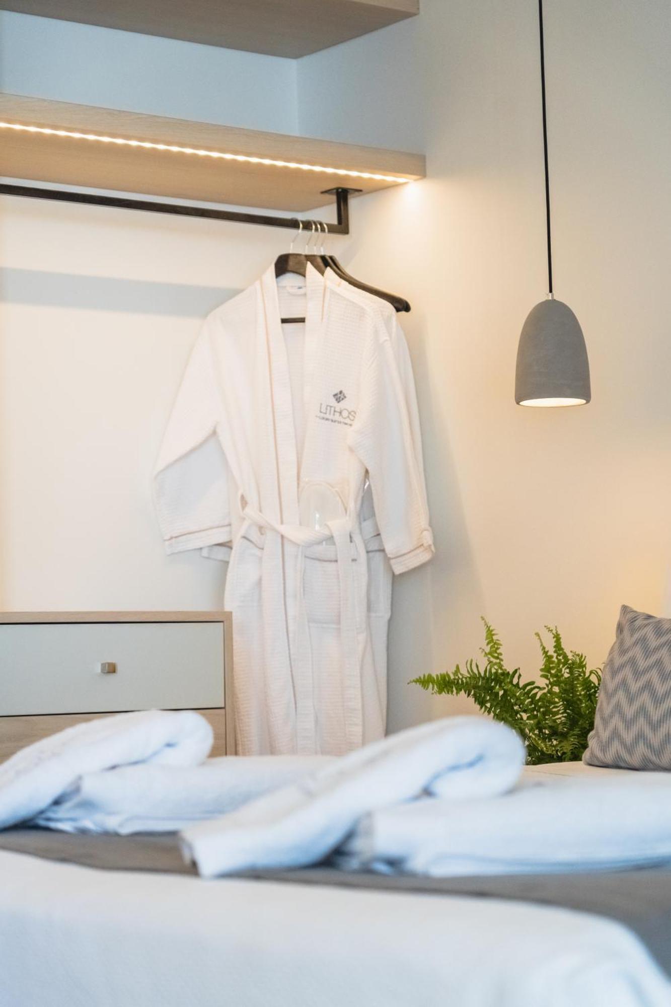 Lithos Luxury Suites Tínos Dış mekan fotoğraf