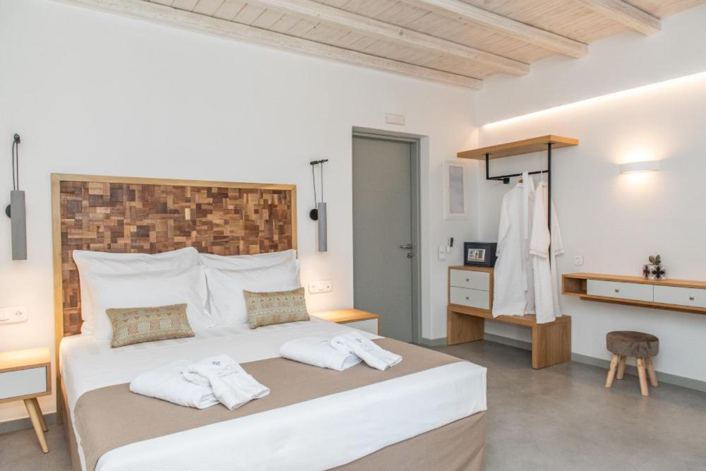 Lithos Luxury Suites Tínos Dış mekan fotoğraf