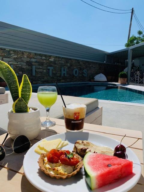 Lithos Luxury Suites Tínos Dış mekan fotoğraf