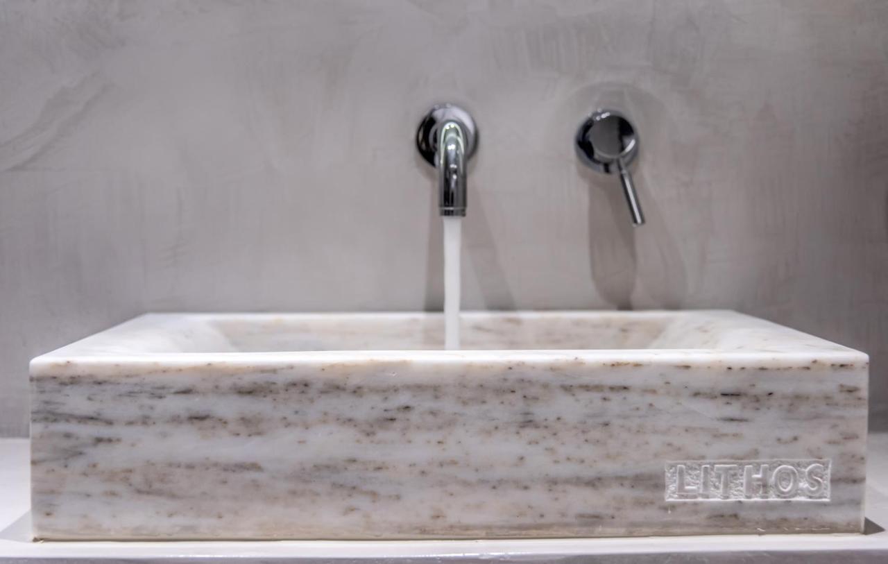 Lithos Luxury Suites Tínos Dış mekan fotoğraf
