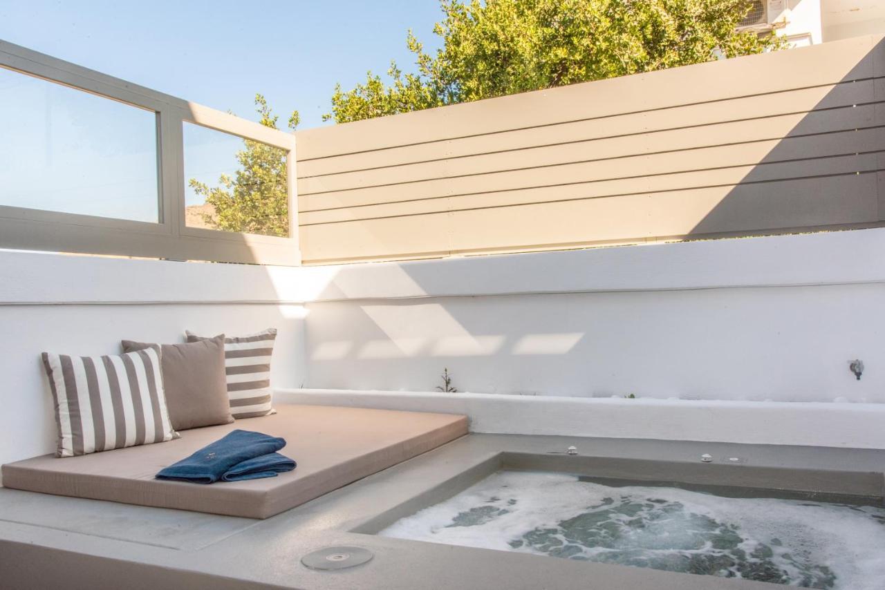 Lithos Luxury Suites Tínos Dış mekan fotoğraf